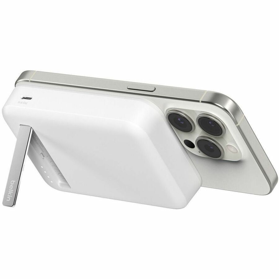 Belkin BoostCharge Pro Magnetic Power Bank with Qi2 15W 10K - BPD008btWH