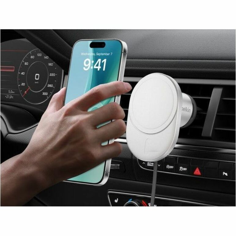 Belkin BoostCharge Pro Magnetic Wireless Car Charger with Qi2 15W - WIC008btGR-V2