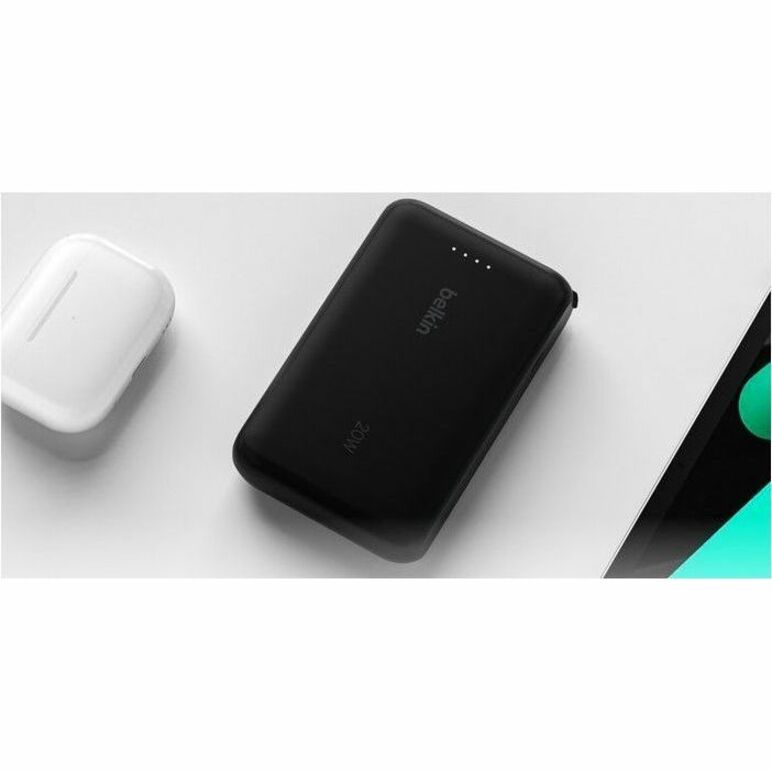 Belkin BoostCharge Power Bank 10K With Integrated Cable - BPB021fqBK