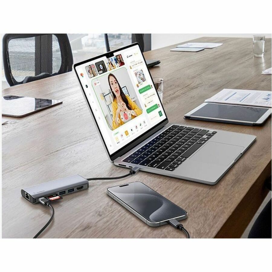 Belkin 6-Port USB-C Hub - USB-C to 2xUSB-A, 1xUSB-C, 1xEthernet, 1x8K HDMI, 1xSD Reader - Docking Station - Grey - AVC008fqSGY-V2