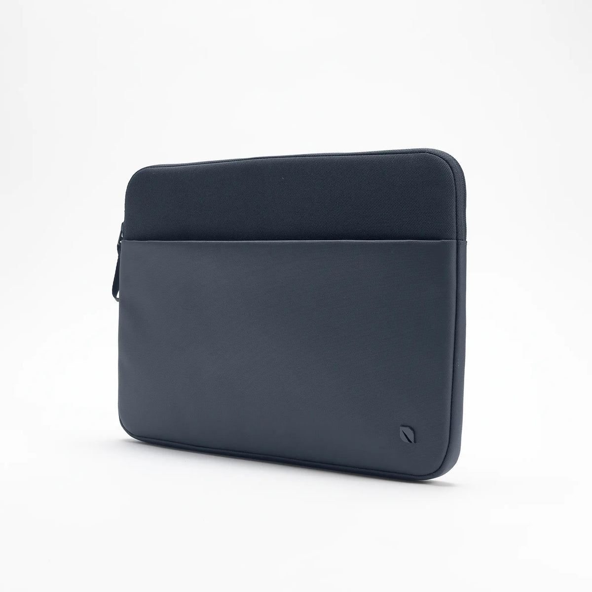 Incase A.R.C. Sleeve for 16-inch Laptop