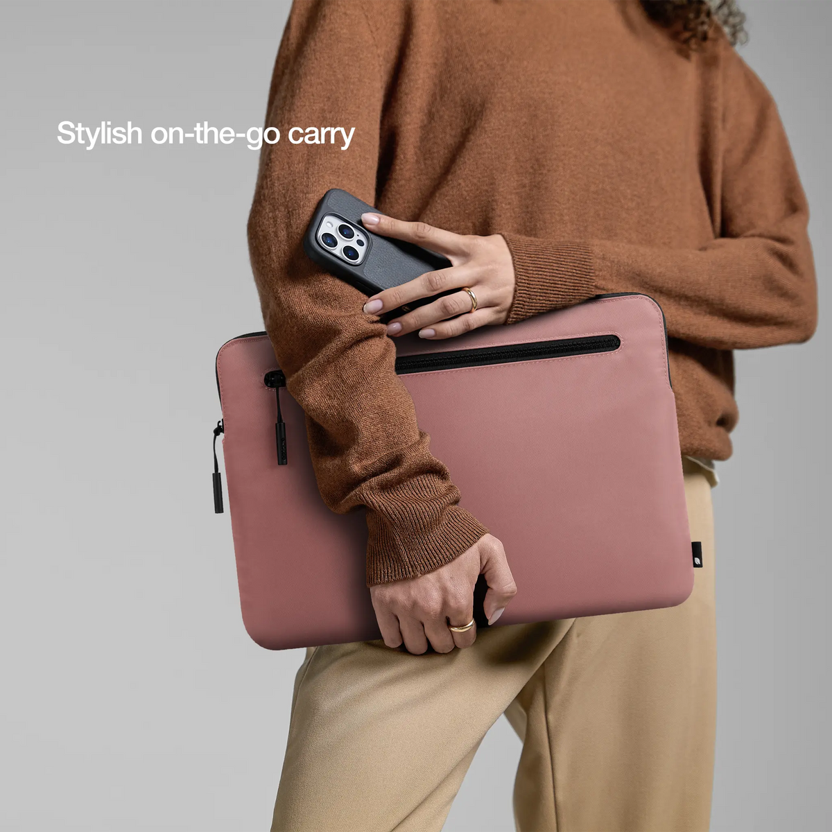 Incase Compact Sleeve 14-inch Laptop