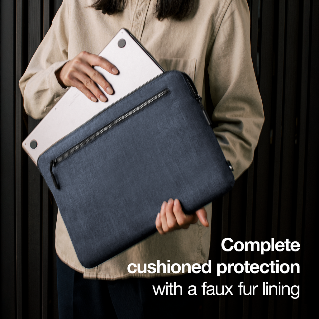 Incase Compact Sleeve 14-inch Laptop