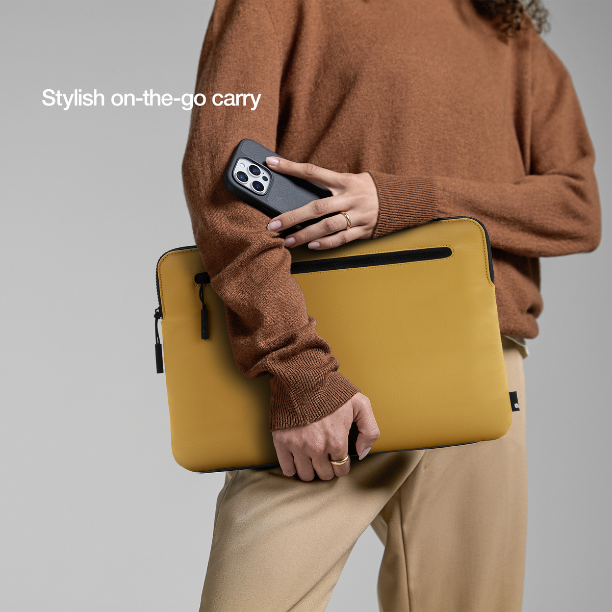 Incase Compact Sleeve 14-inch Laptop