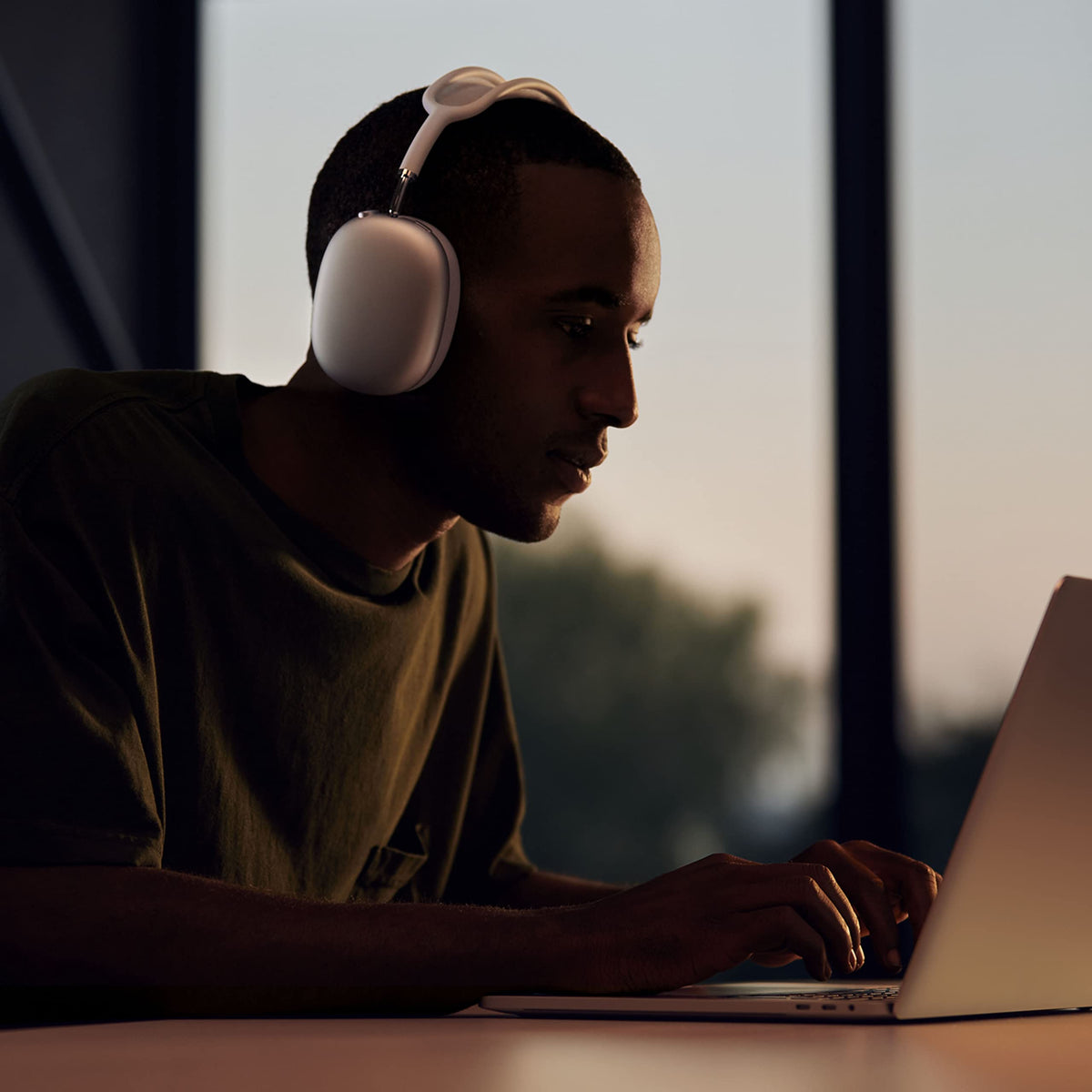Apple AirPods Max - Sky Blue - MGYL3AM/A